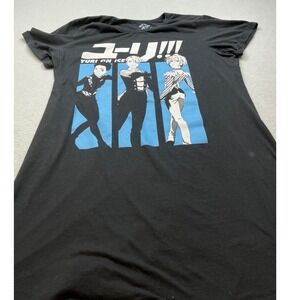 Hot Topic Yuri on Ice Anime Graphic T-Shirt Size 2 Black Cotton Short Sleeve